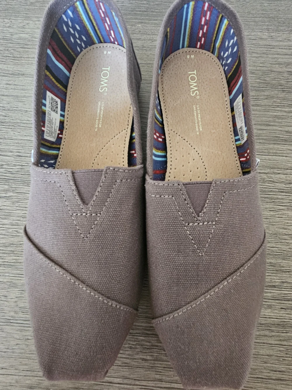 Toms Slip-On Canvas Shoes in Ash